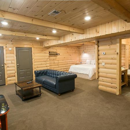 Hummingbird Haven Cabin By Amish Country Lodging Берлин Экстерьер фото