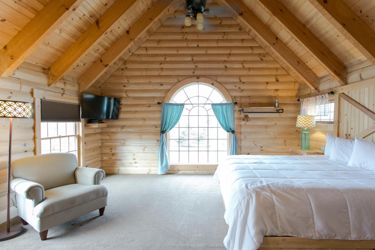 Hummingbird Haven Cabin By Amish Country Lodging Берлин Экстерьер фото