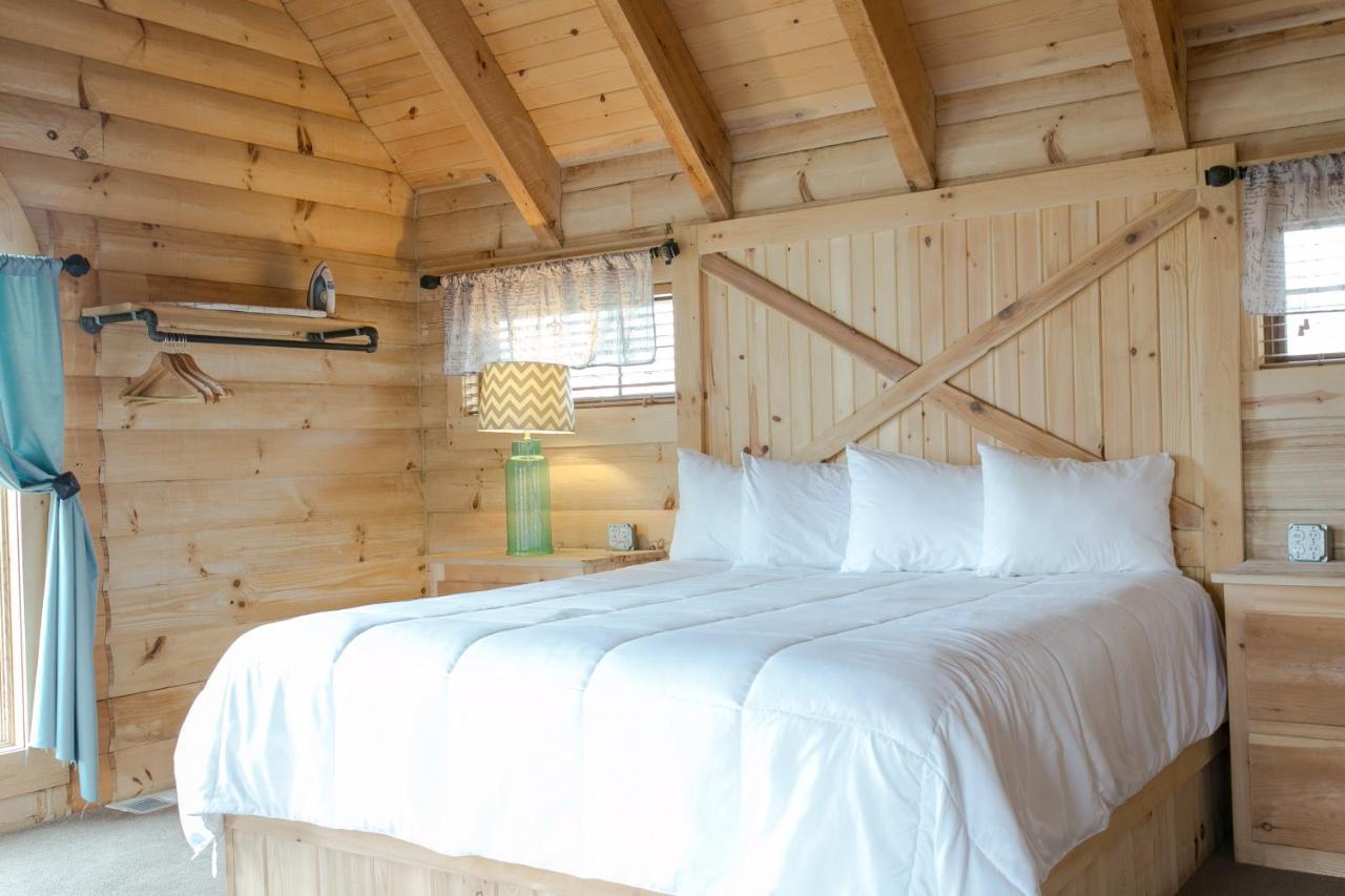 Hummingbird Haven Cabin By Amish Country Lodging Берлин Экстерьер фото